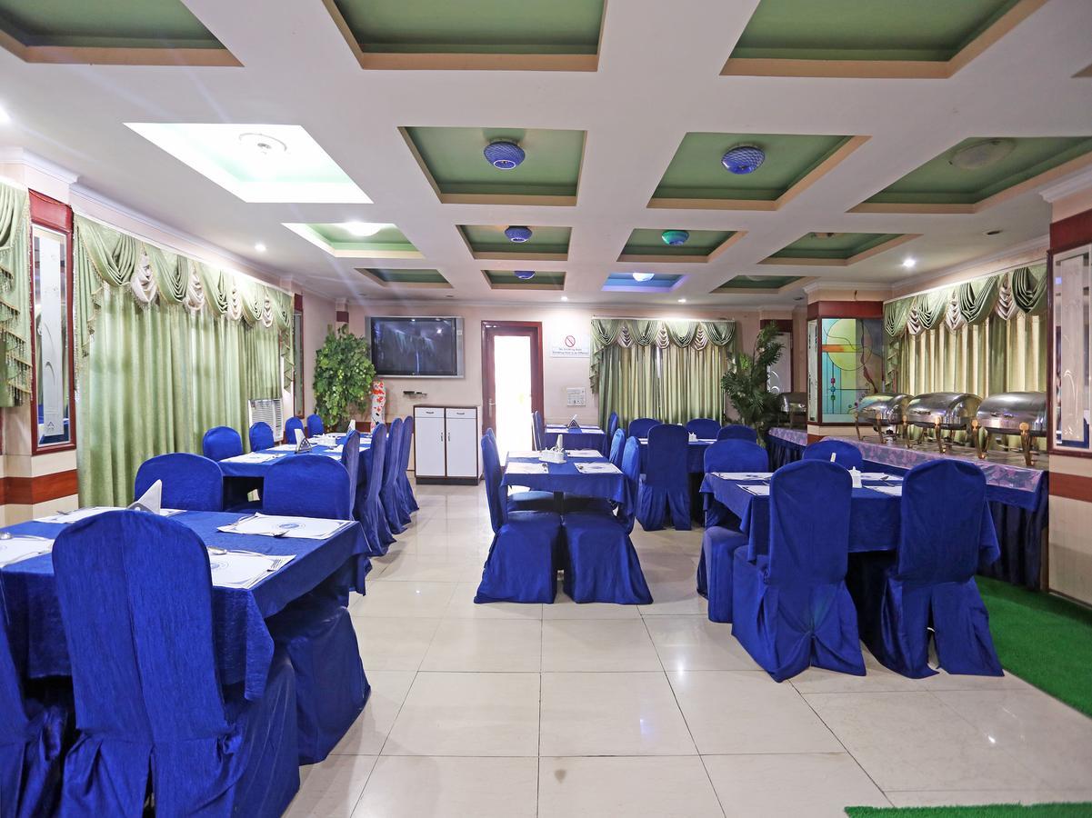 Oyo 7786 Hotel Monsoon Palace Guwahati Luaran gambar